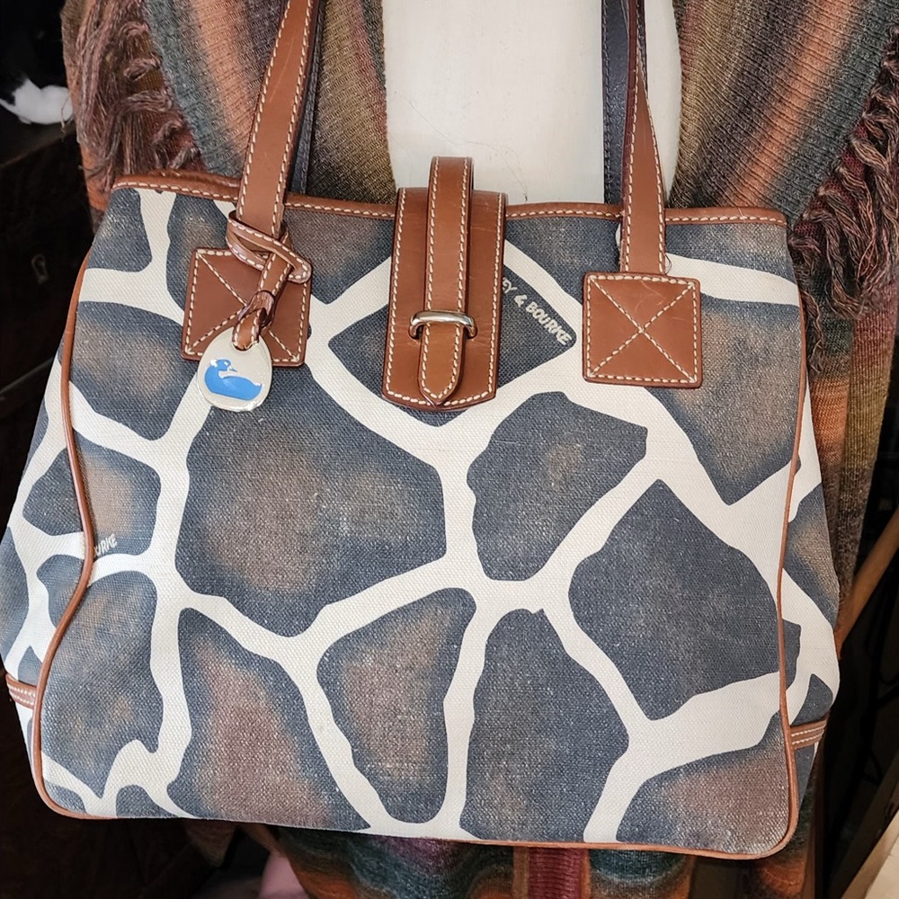 Dooney & Bourke Giraffe pattern